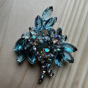 VTG Brooch Pin 2.75" Blooming Flower Blue Crystals AB Rhinestones Rhodium Plated